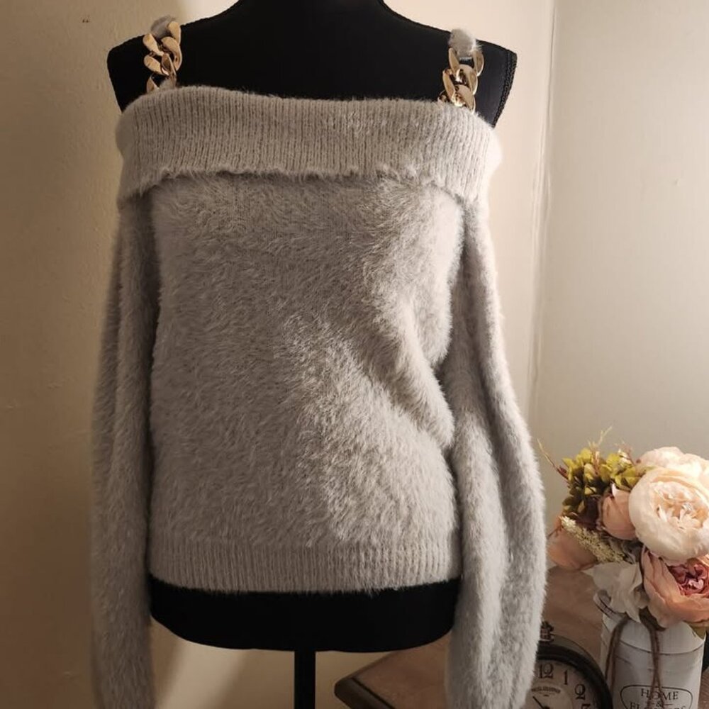 Cozy Off-Shoulder Sweater with Gold Chain Straps